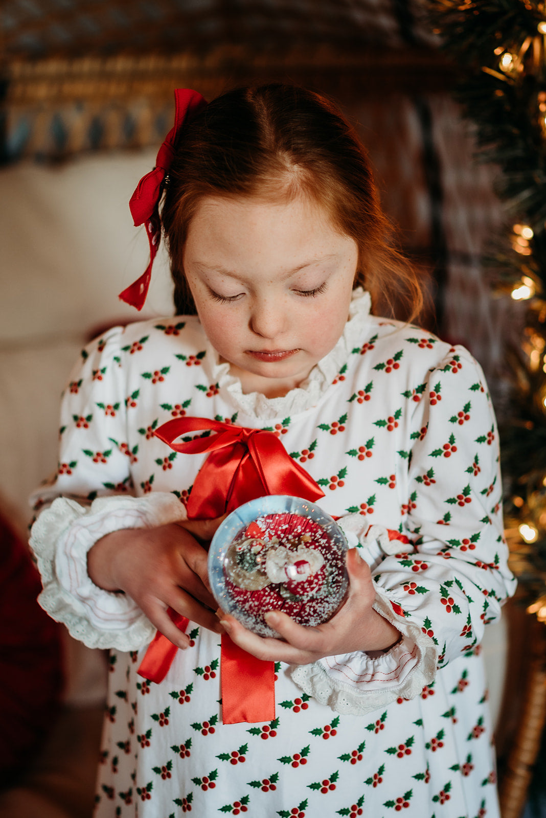 Merry Mistletoe Knit Lounge