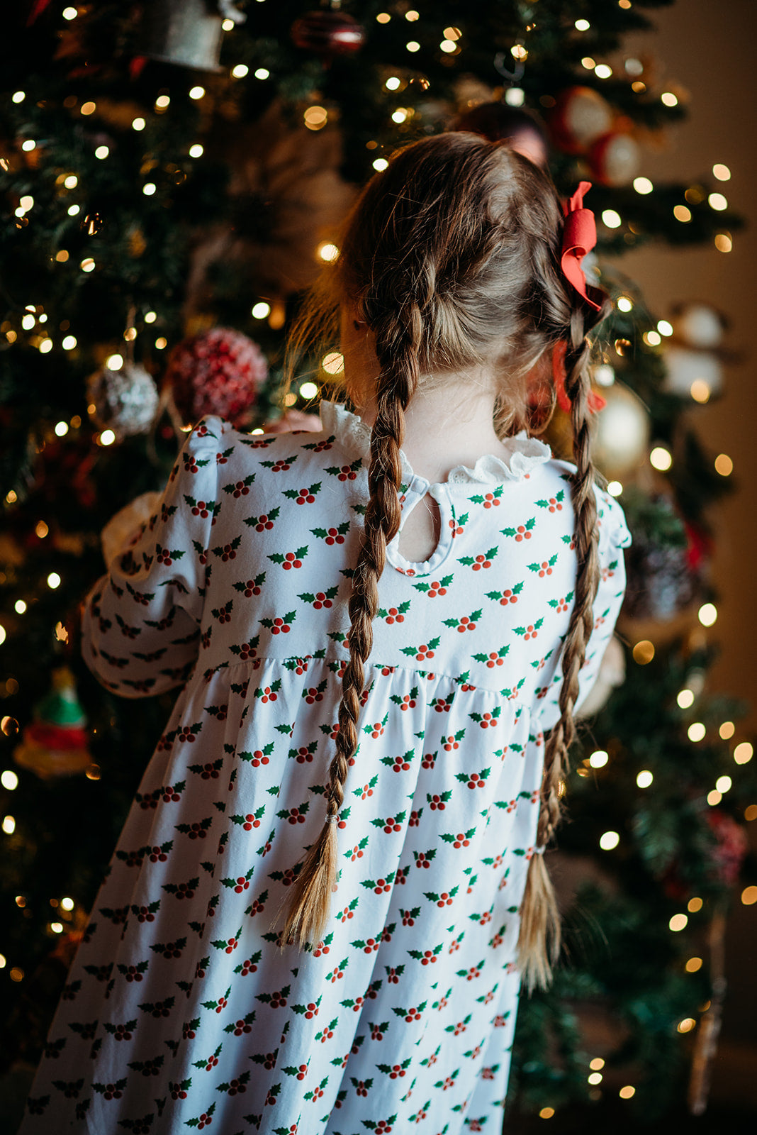 Merry Mistletoe Knit Lounge
